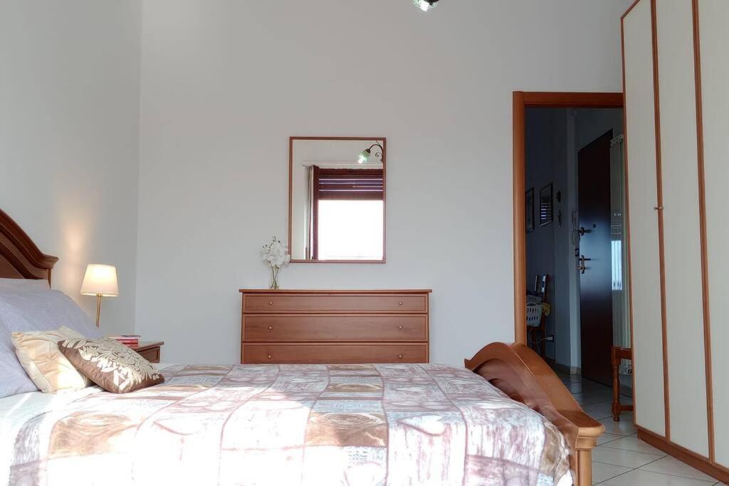 Comodo Bilocale A Brandizzo Luaran gambar