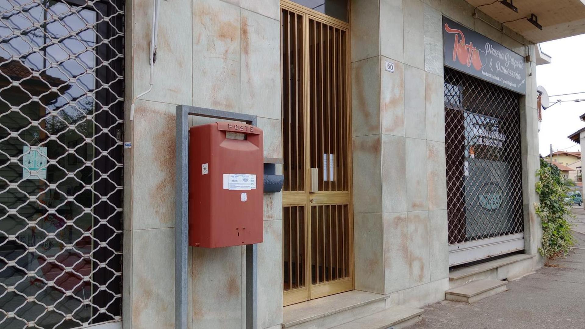 Comodo Bilocale A Brandizzo Luaran gambar